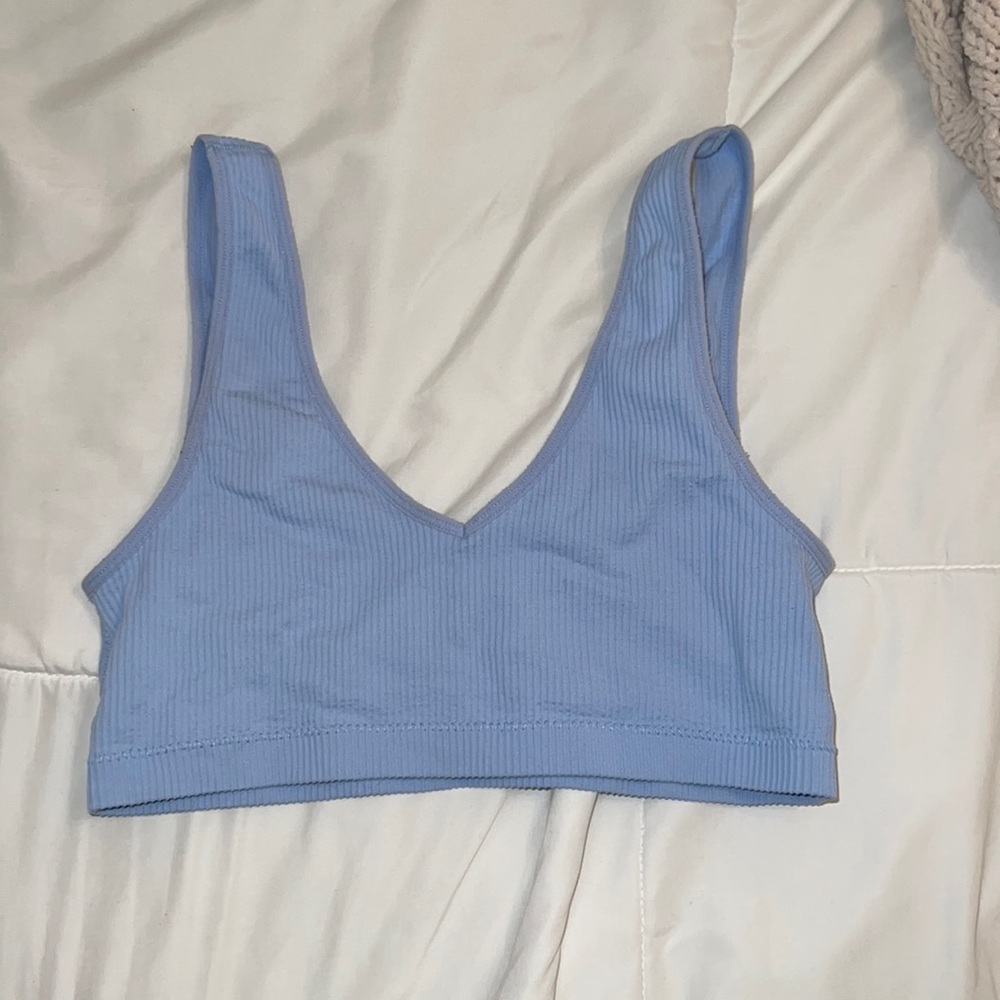Garage crop/bra